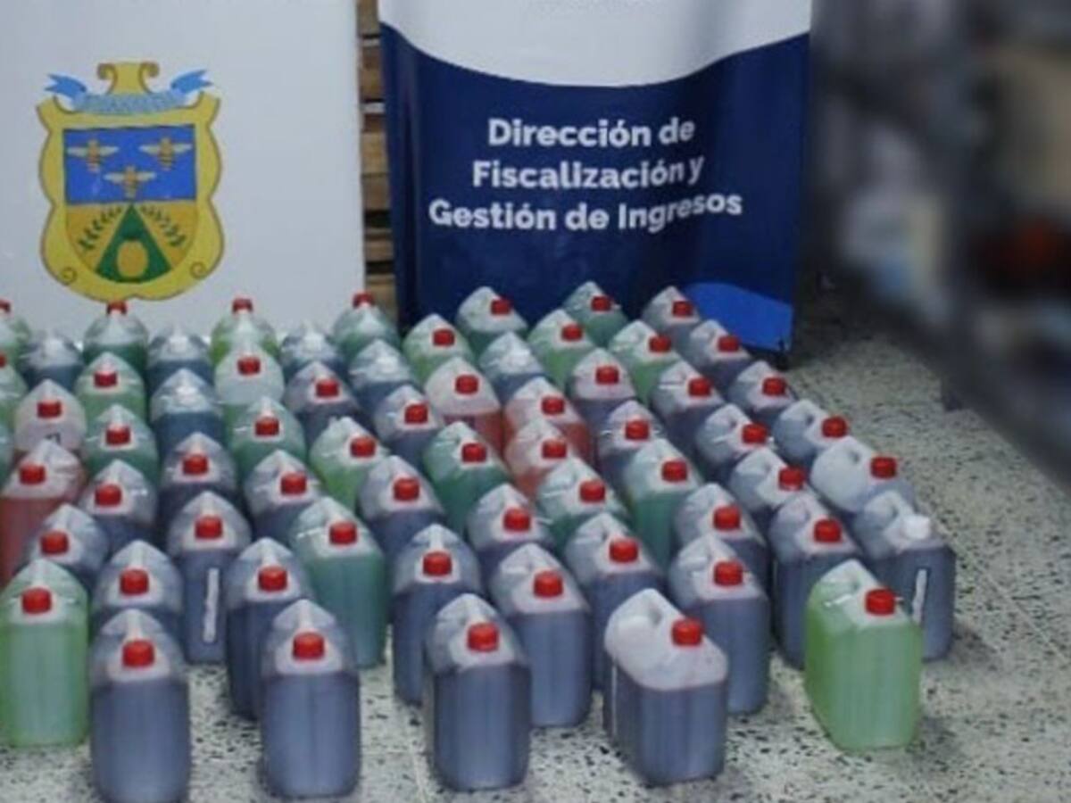 Cerca de 300 litros de licor adulterado fueron incautados en Dosquebradas