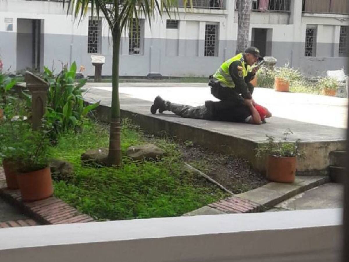 Hombre amenazó explotar maletín en Asamblea del Valle