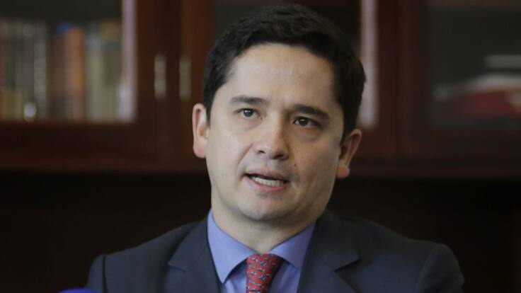 "El gobierno se va a ganar el récord por improvisación en tema de vacunas"