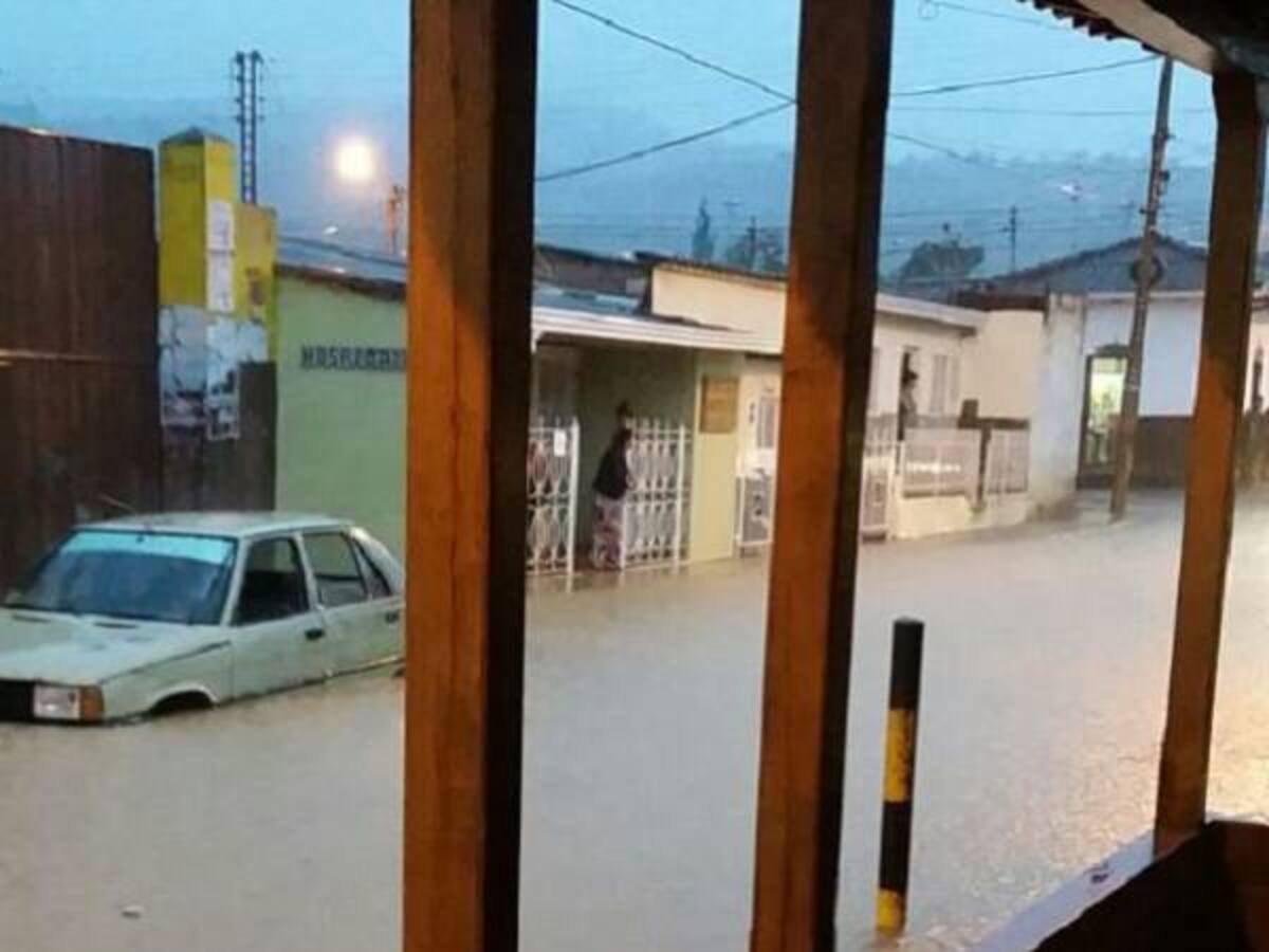 Durante doce horas llovió en la gran mayoría de los municipios de Santander