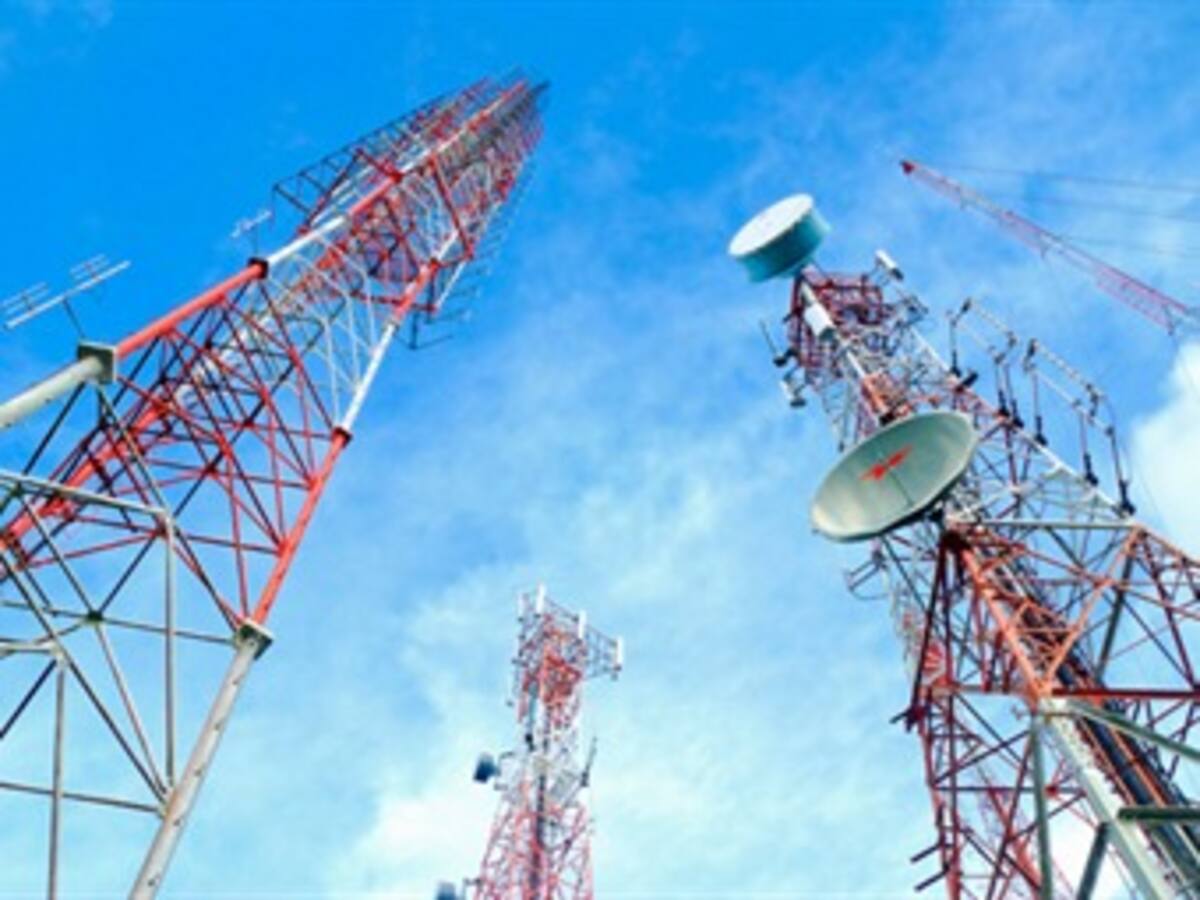 Contraloría afirma que Congreso no cobra arriendo por antenas de telefonía celular