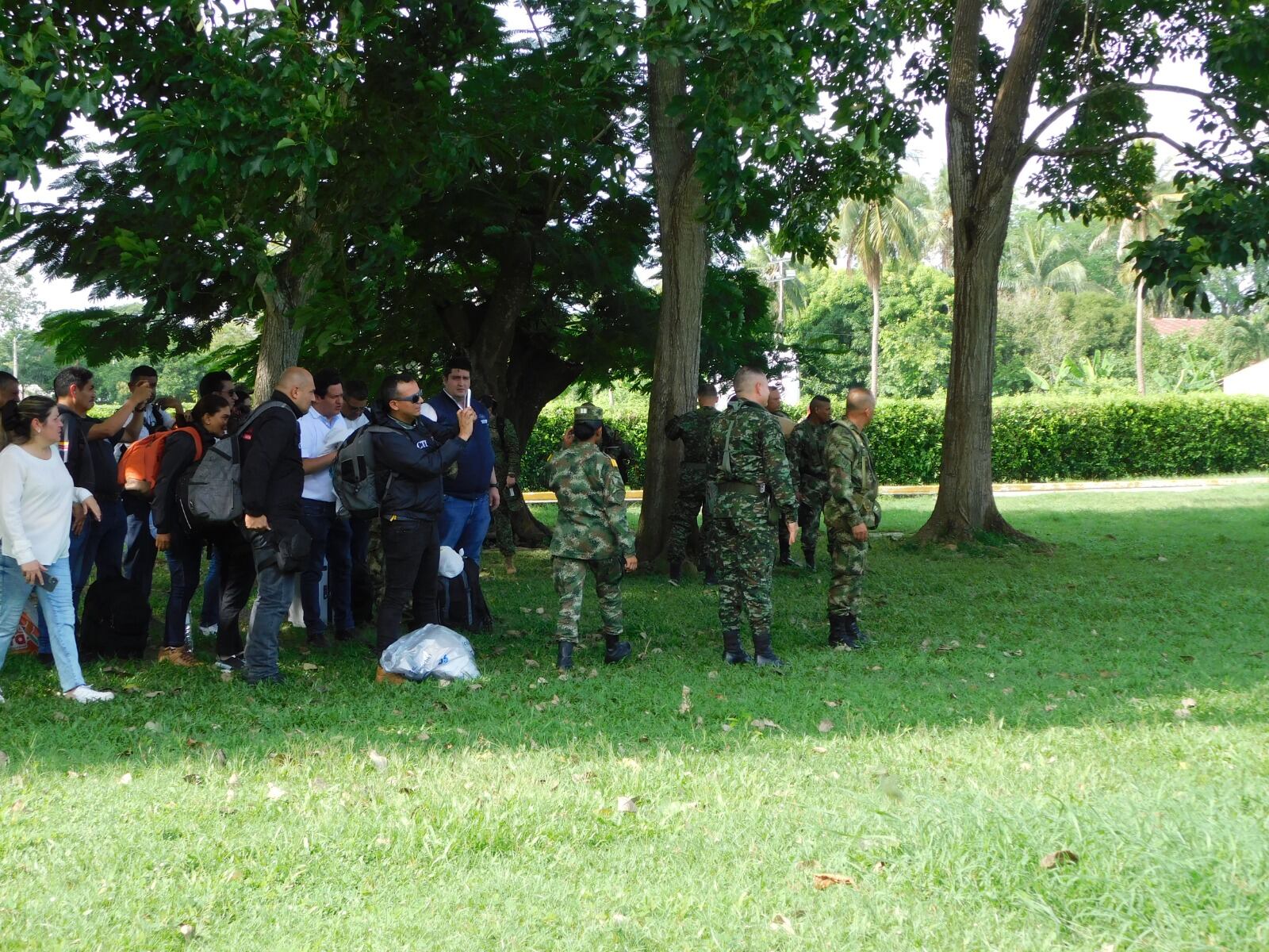 Comisión investigadora tras atentado.