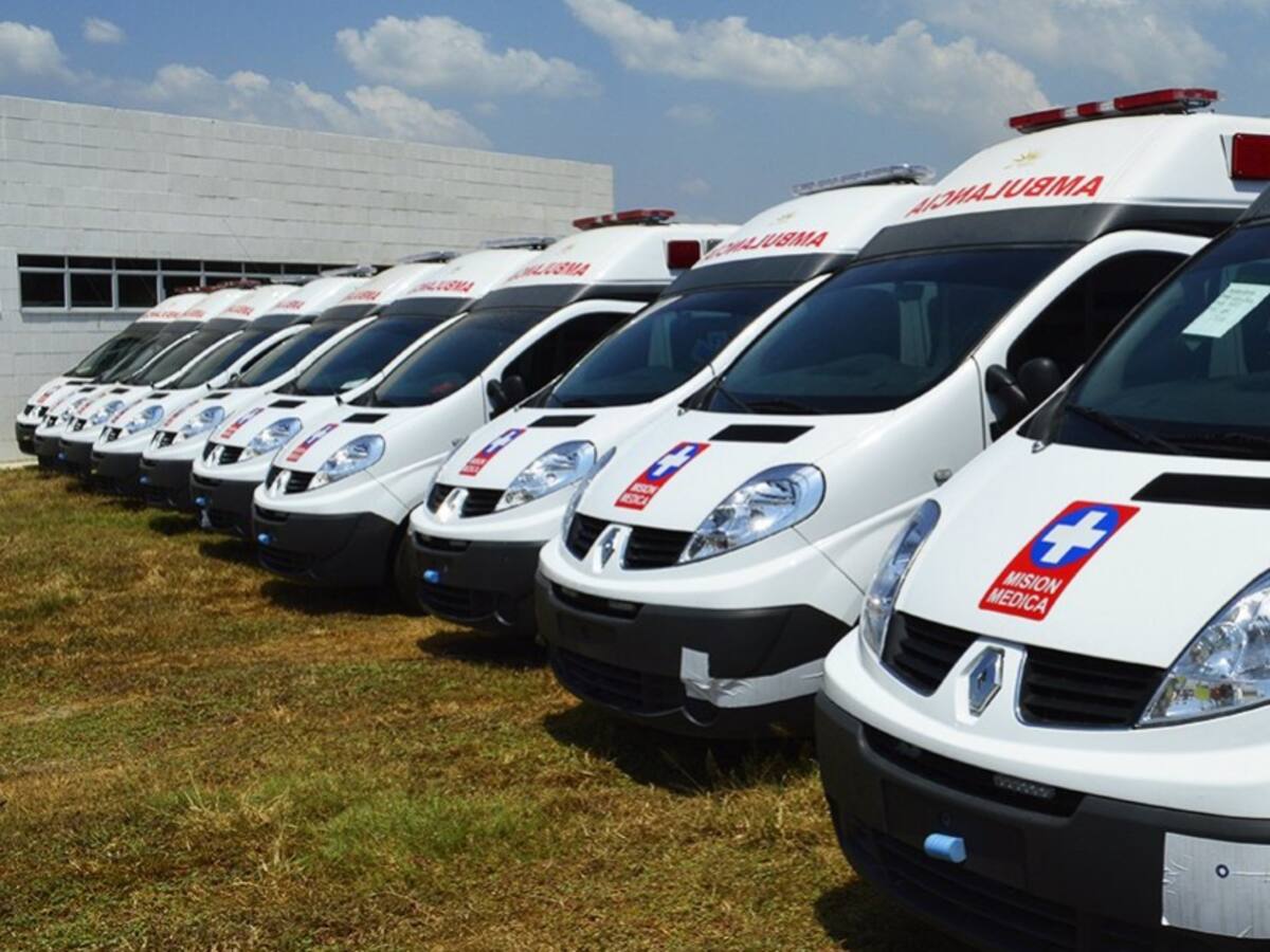 Parque automotor de urgencias en la frontera sin combustible