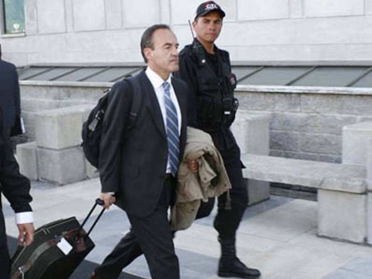 Fiscalía archiva investigación a Andrés Camargo por losas de Transmilenio
