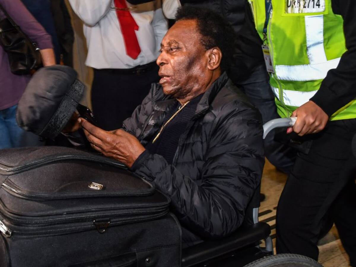 Pelé internado de nuevo en Sao Paulo para seguir tratamiento contra tumor