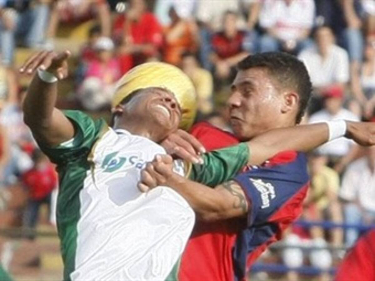 Medellín cae y Tolima se confirma como único líder del fútbol colombiano