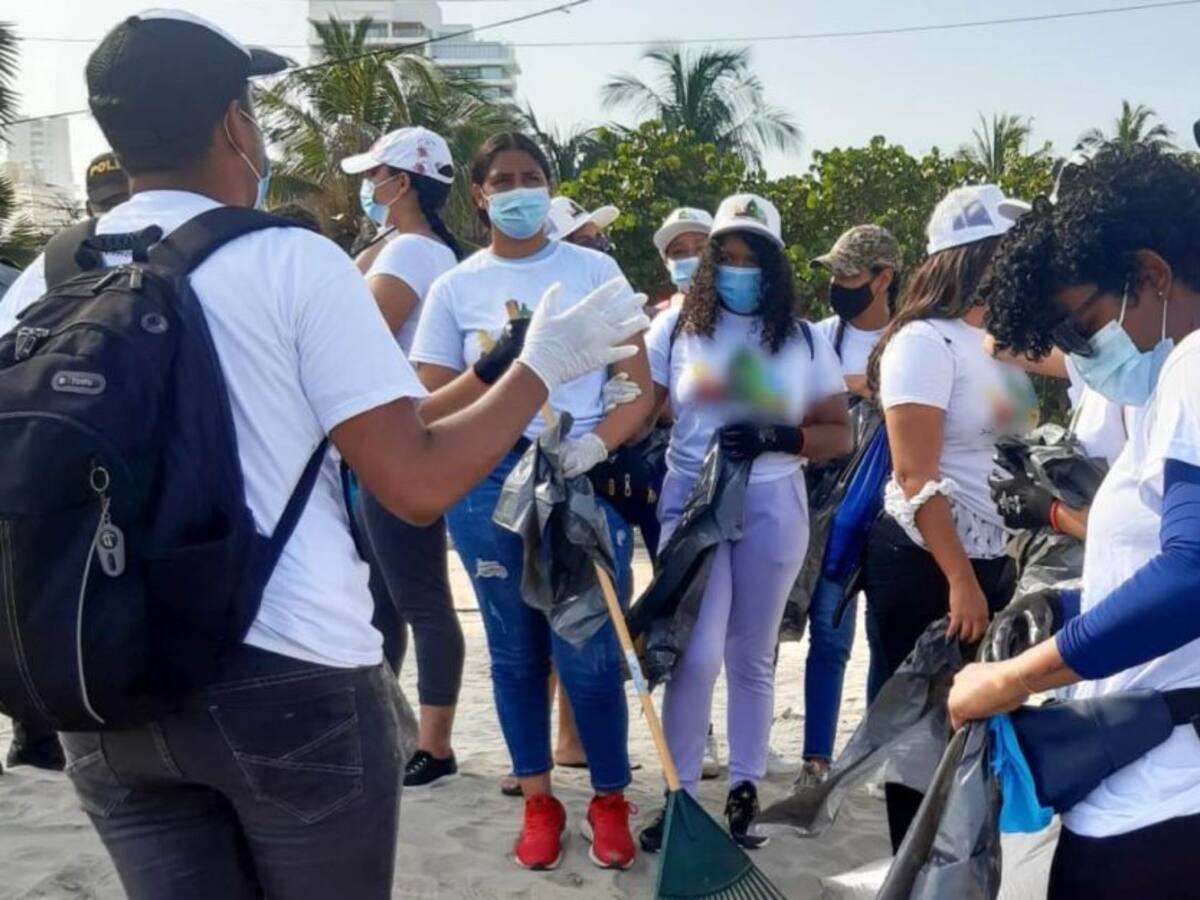 Iniciativa de recolección de residuos no aprovechables en Bocagrande