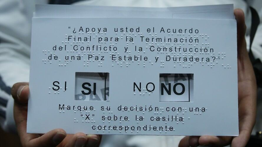 Tarjeta electoral del plebiscito. Foto: Colprensa/Diego Pineda