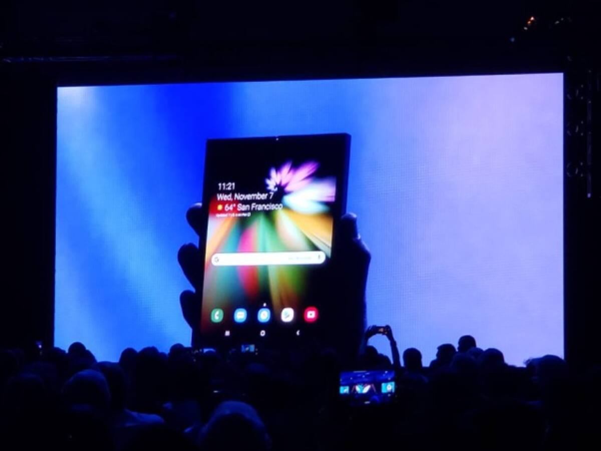 ¡Una pantalla que se dobla! Samsung presentó el 'Infinity Flex Display'