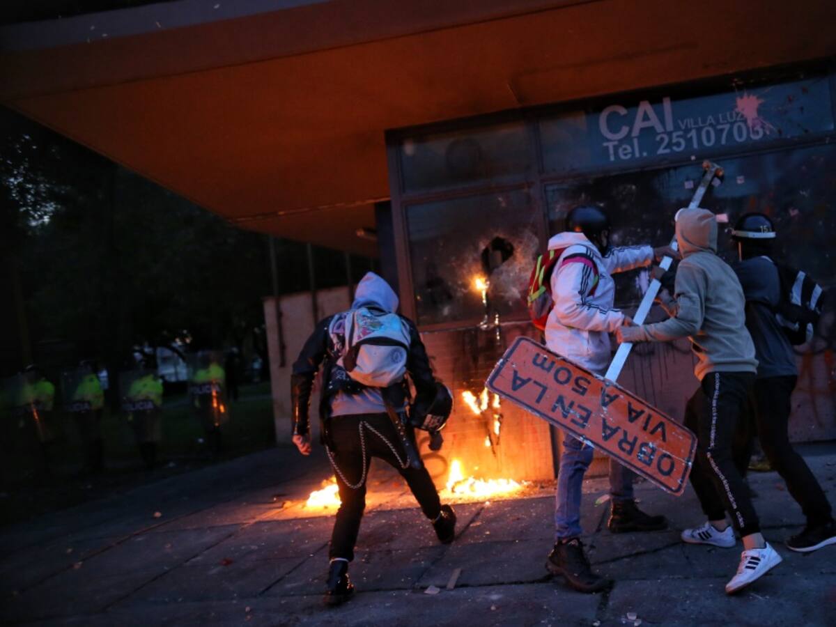 Contraloría presentará reforma legal para que vándalos respondan fiscalmente