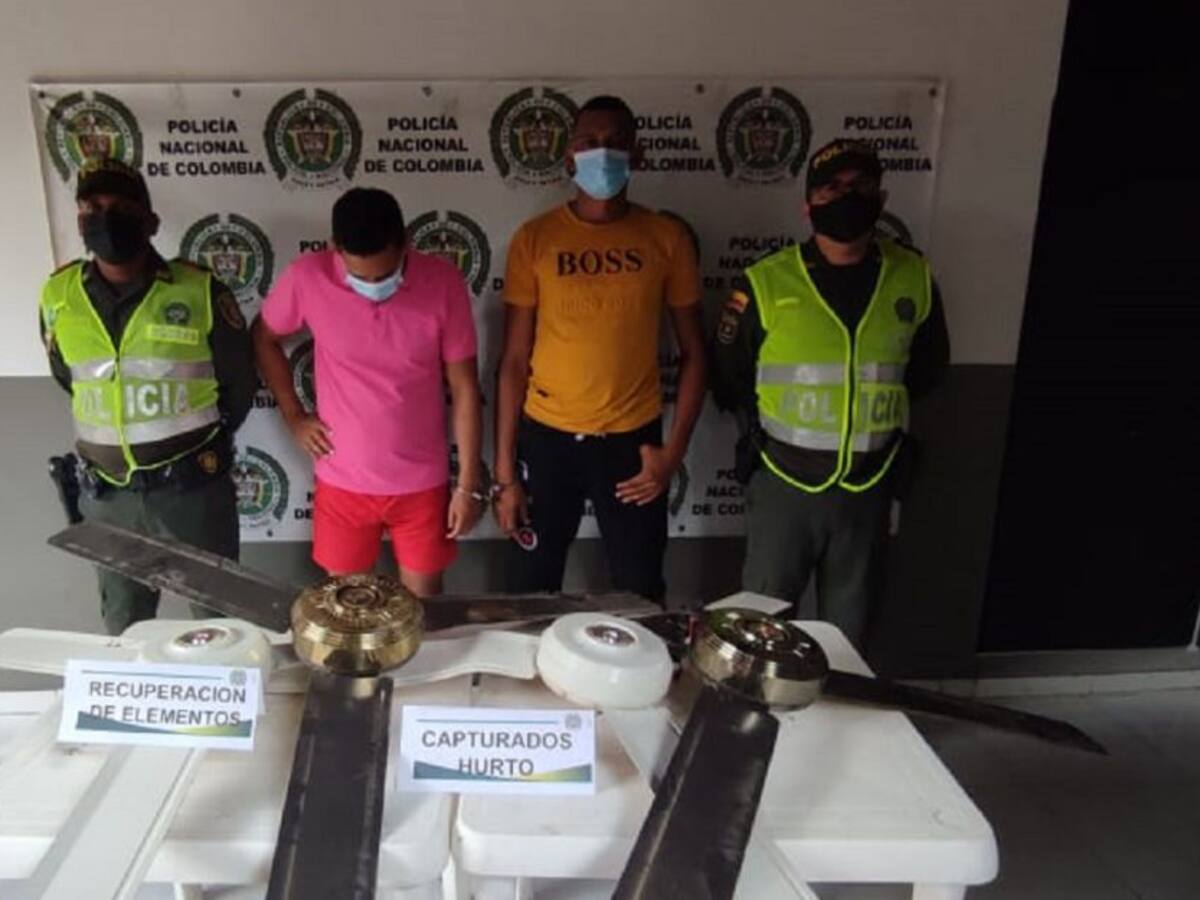 Capturaron a dos sujetos por robar ventiladores de un colegio en Bolívar