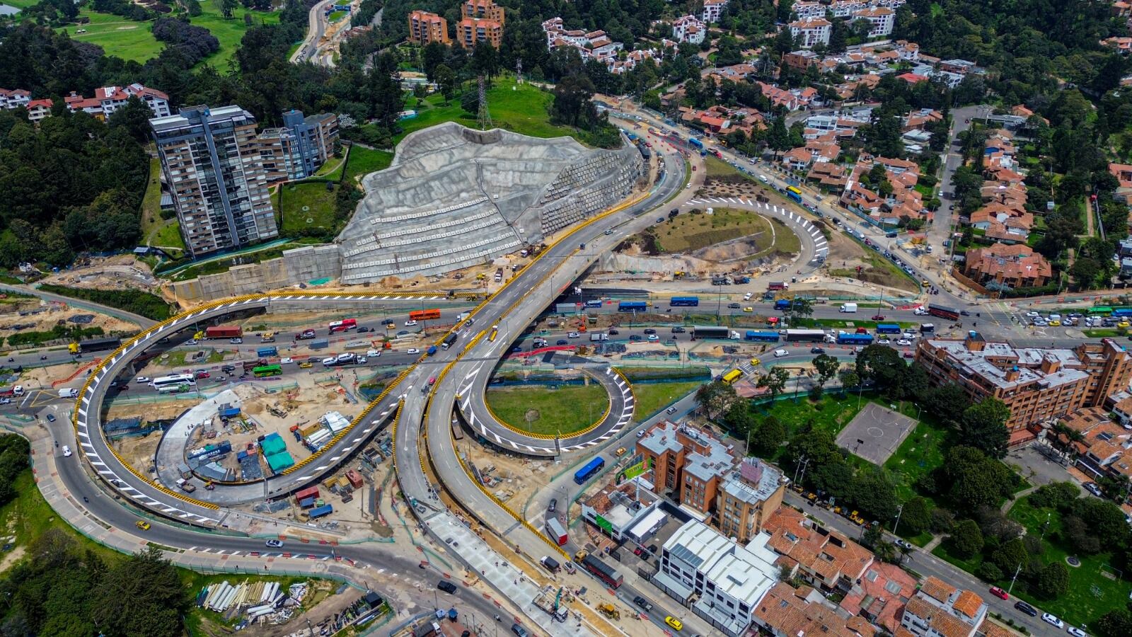 Habilitan puentes de la calle 127 con Avenida Boyacá. Foto: IDU.