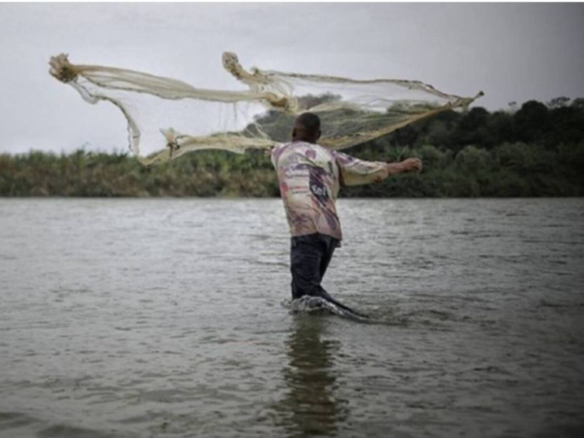 Otorgarán ayudas para los pescadores de La Dorada en tiempo de veda