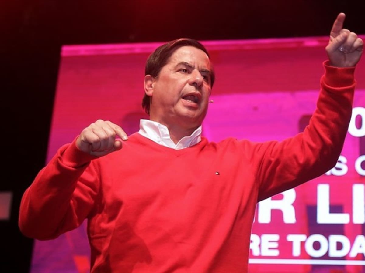Juan Fernando Cristo crea disidencia en el Partido Liberal