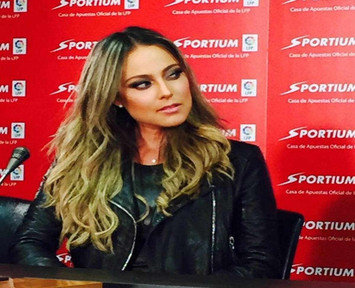 La periodista mexicana de Televisa habría conocido al futbolista portugués en un viaje de trabajo en Madrid.