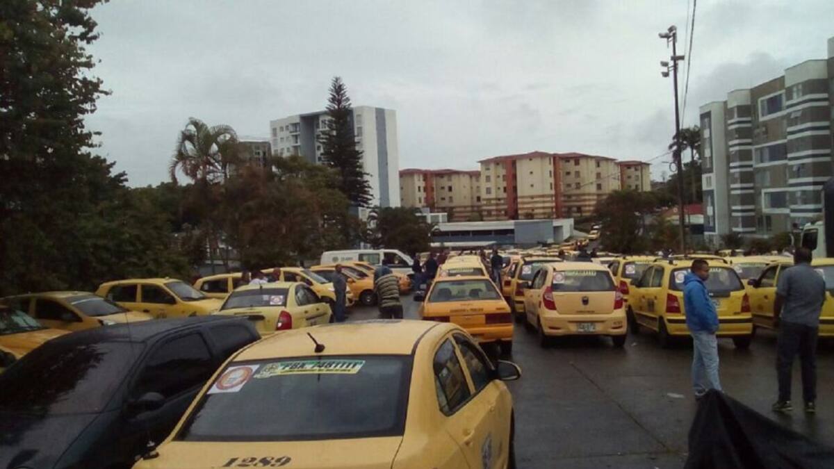 Taxistas amenazan con paro en Armenia si la alcaldía no escucha peticiones