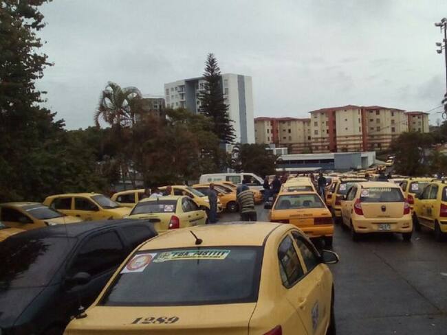 Taxistas amenazan con paro en Armenia si la alcaldía no escucha peticiones
