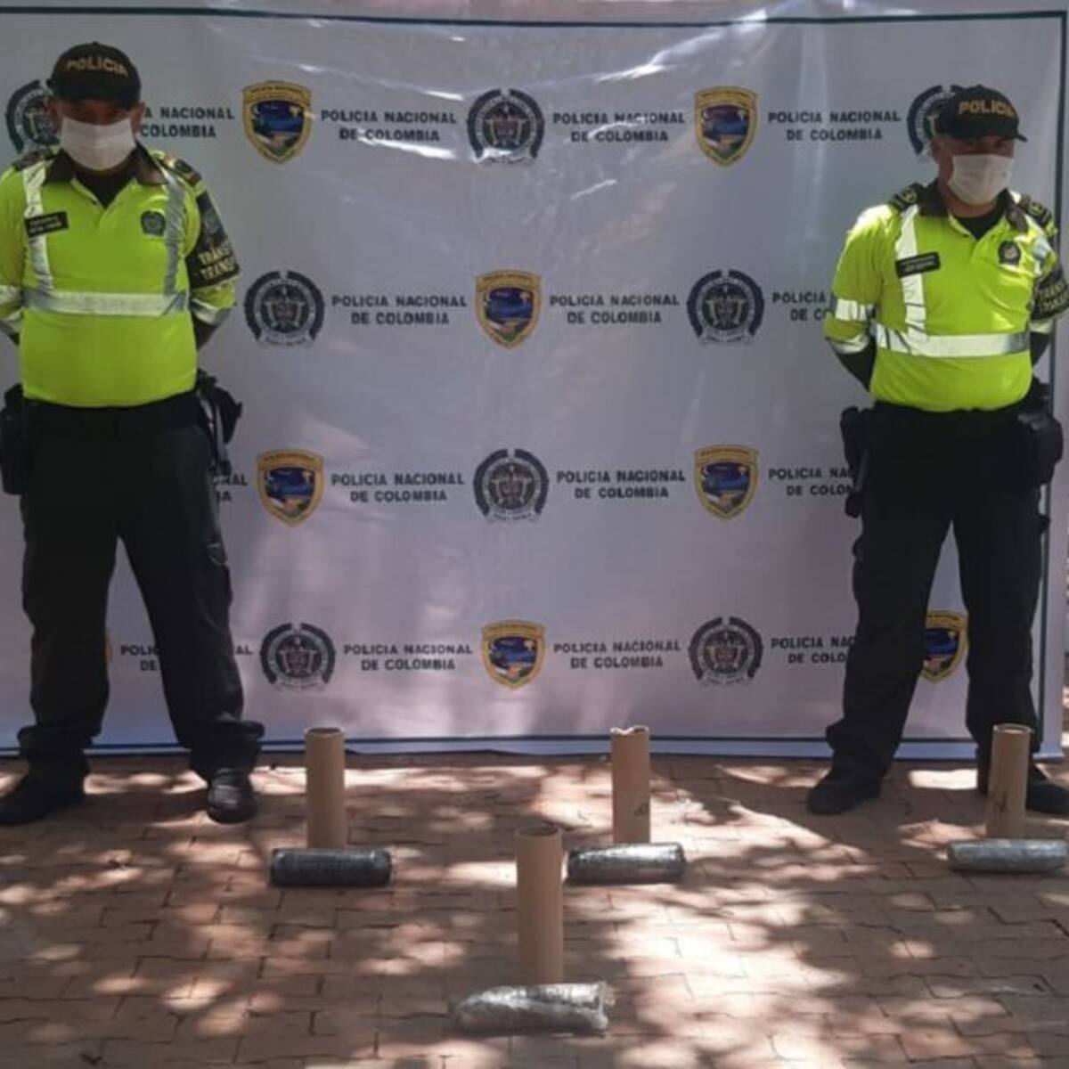 Interceptados 20 kilos de marihuana en un camión de encomiendas