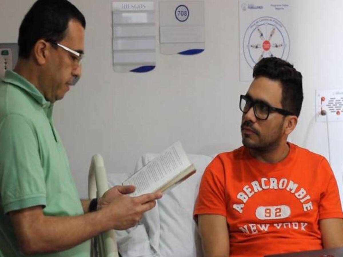 Biblioteca Departamental promueve programa 'La Lectura Cura' en clínicas de la ciudad