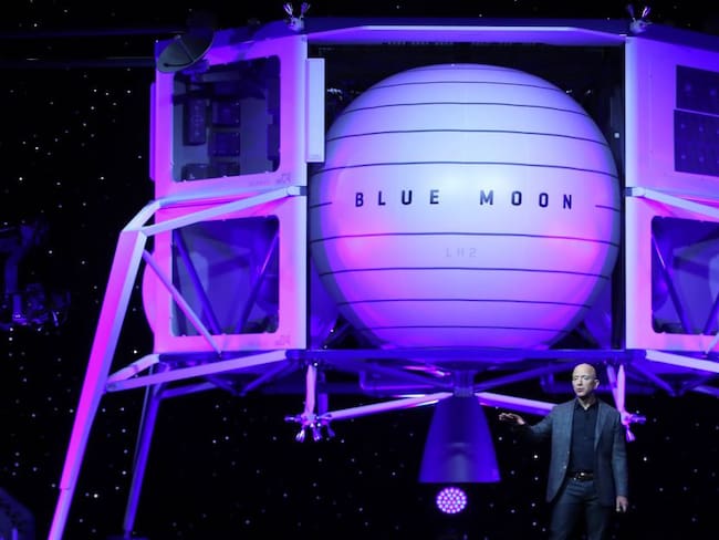Jeff Bezos se suma a la “Carrera Espacial Privada”