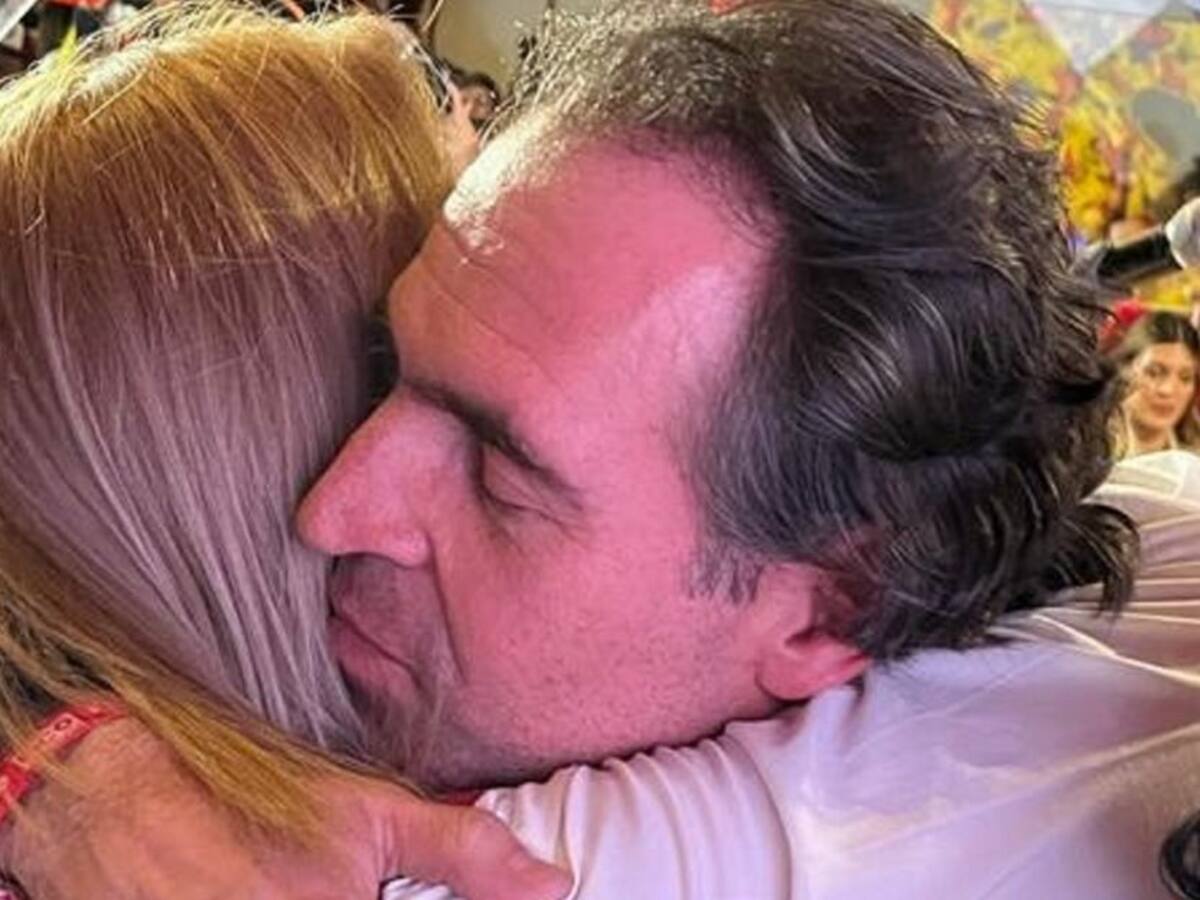 A Fico Gutiérrez le ofrecí todo mi respaldo para presidencia:Aydeé Lizarazo