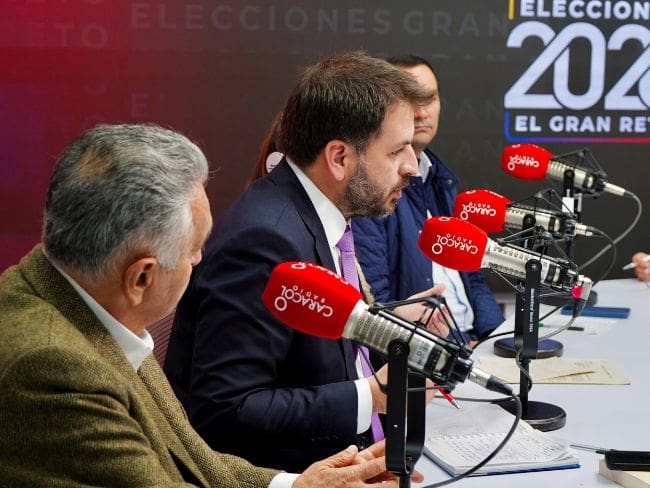 Cabezas del Senado opinan sobre la propuesta de la constituyente planteada por el presidente Gustavo Petro Foto: Caracol Radio