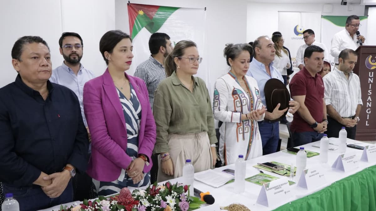 El Gobierno nacional pide explicaciones por crédito a Juan José Lafourie