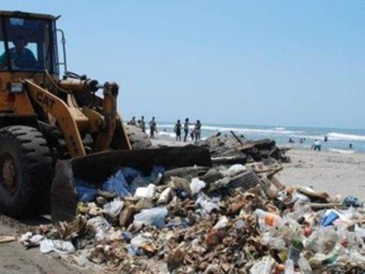 Seis toneladas de basuras se encontraron en las playas de Santa Marta y Ciénaga