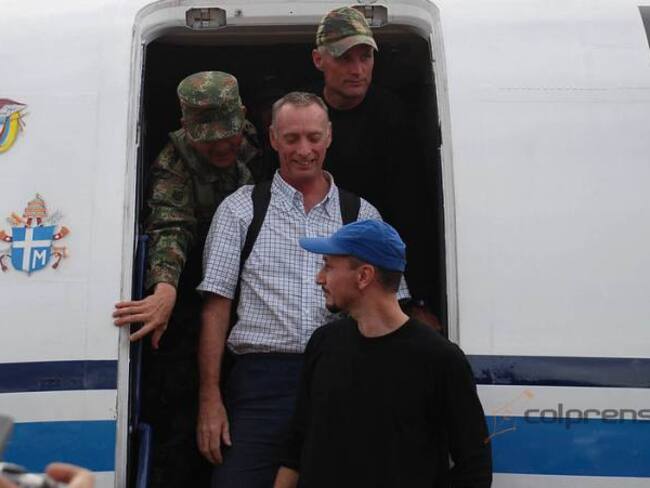 Estadounidenses liberados en ‘operación Jaque’ serían indemnizados por su secuestro