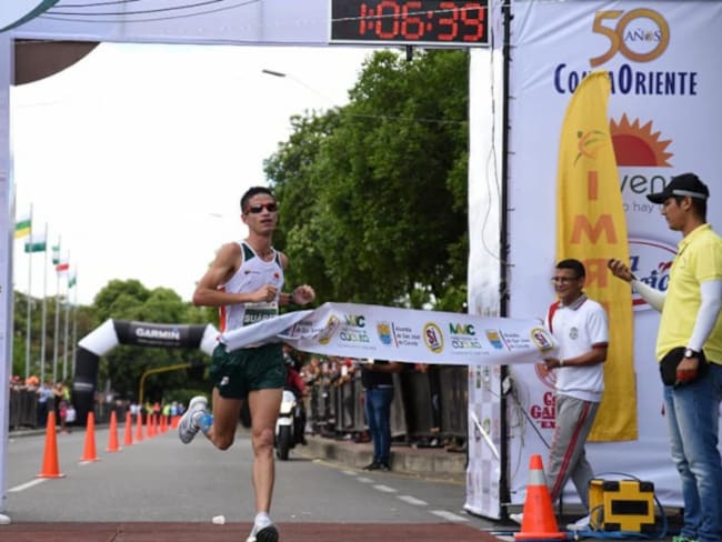 El tolimense Jeisson Suárez ganador de la competencia de 21 kilómetros 