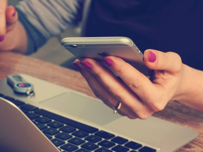 ¿De qué se quejan los usuarios de telefonía móvil en Colombia?