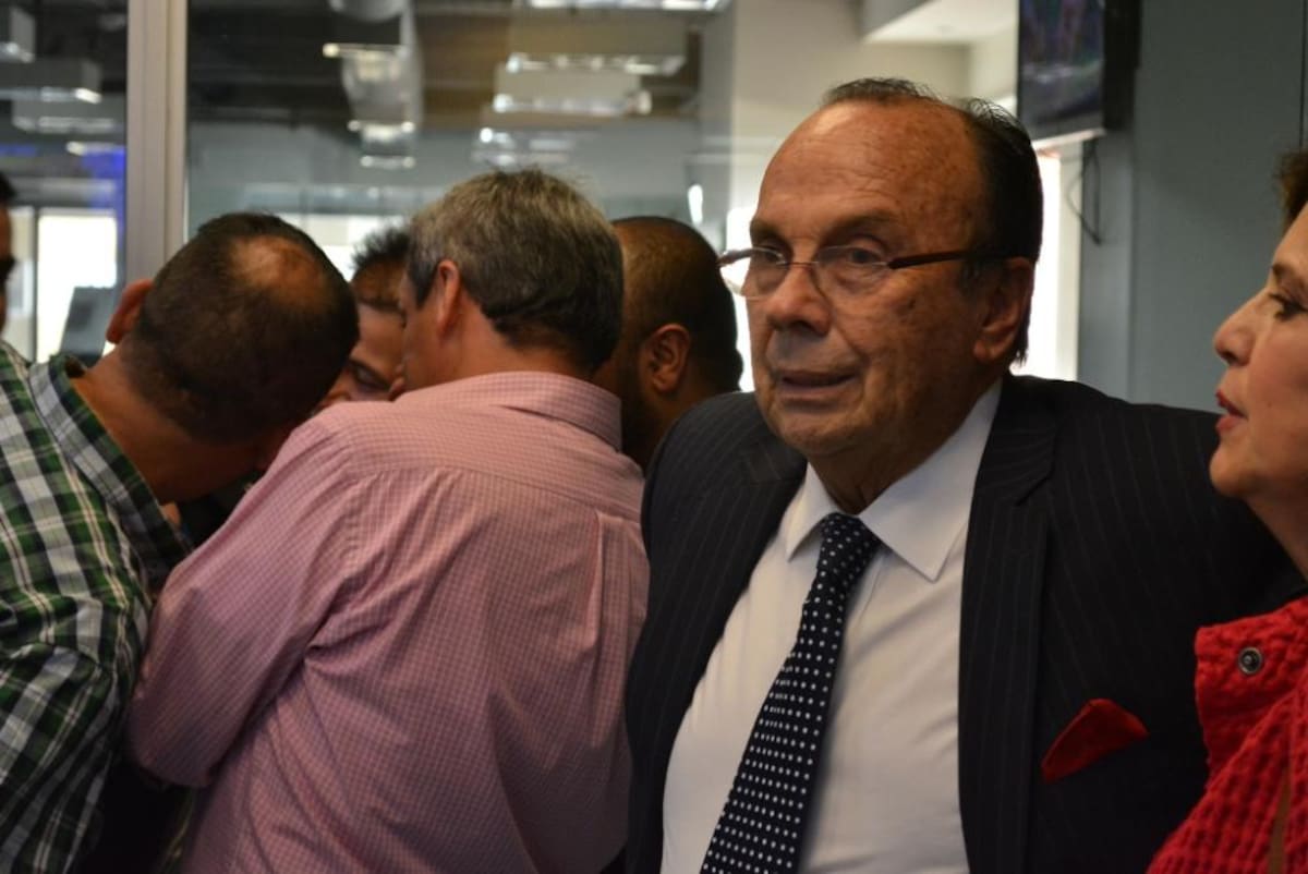 Neutral, inteligente y con humor fino, Peláez es uno de los periodistas más admirados en Colombia.