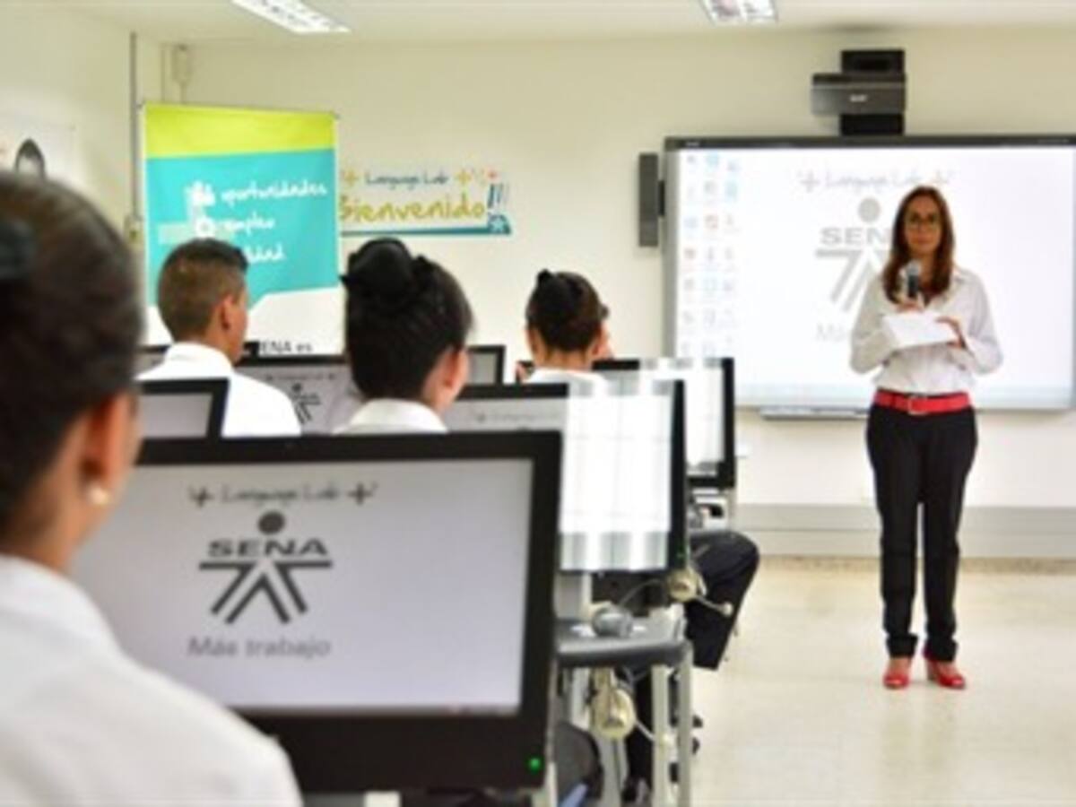 Se inauguró en Quindío primer laboratorio de bilingüismo del SENA