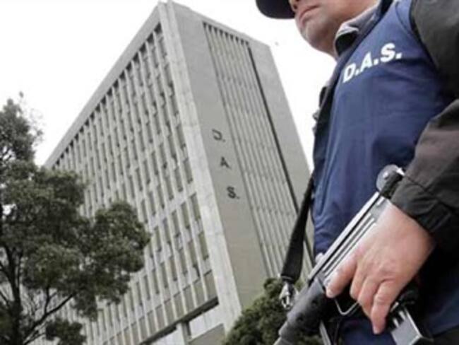 Información confidencial de DAS estaría circulando en el mercado negro