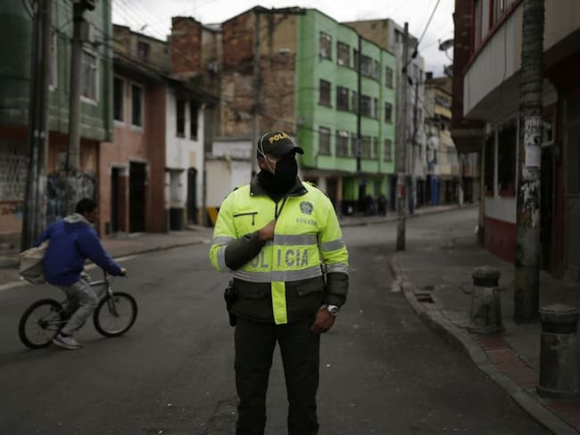 Centro Democrático pide 2.000 policías para Bogotá