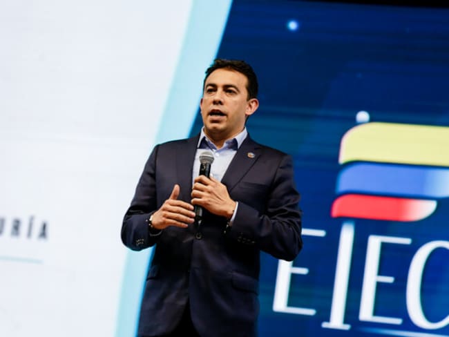 Registrador Alexander Vega: a responder en el Congreso por fallas en preconteo de votos