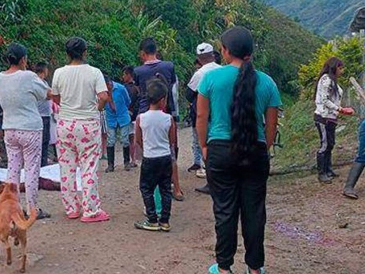 Combates entre grupos ilegales generan suspensión de clases en el norte del Cauca