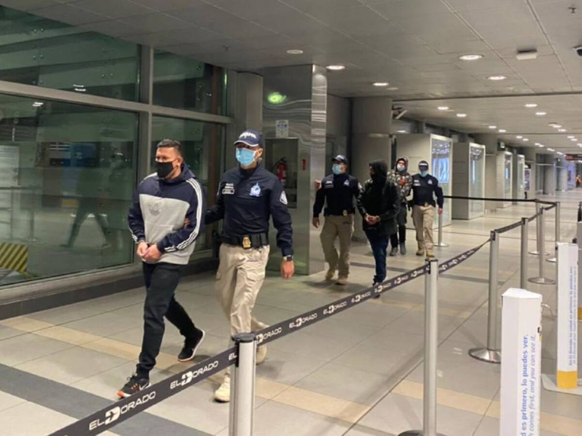 Extraditan a diez narcotraficantes hacia los Estados Unidos