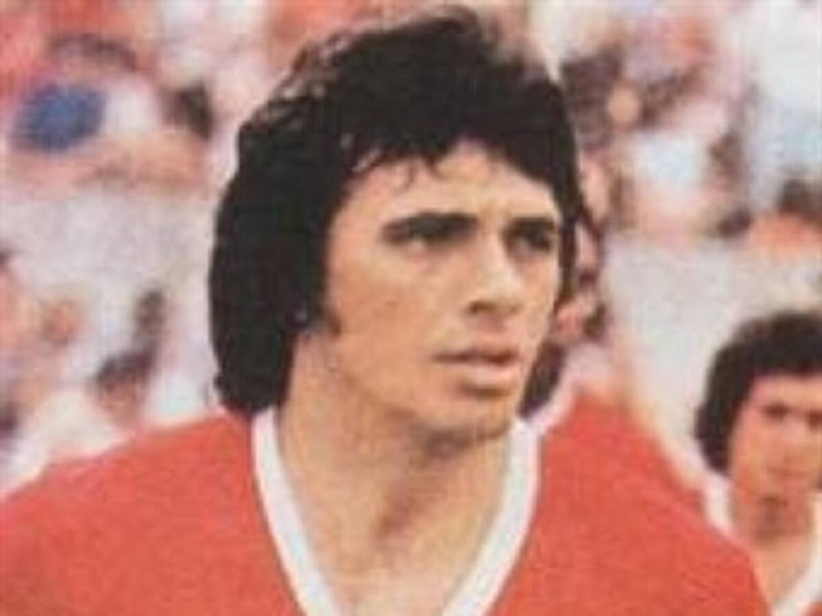 "Willington Ortiz era uno de los delanteros más difíciles de marcar" Elías Figueroa