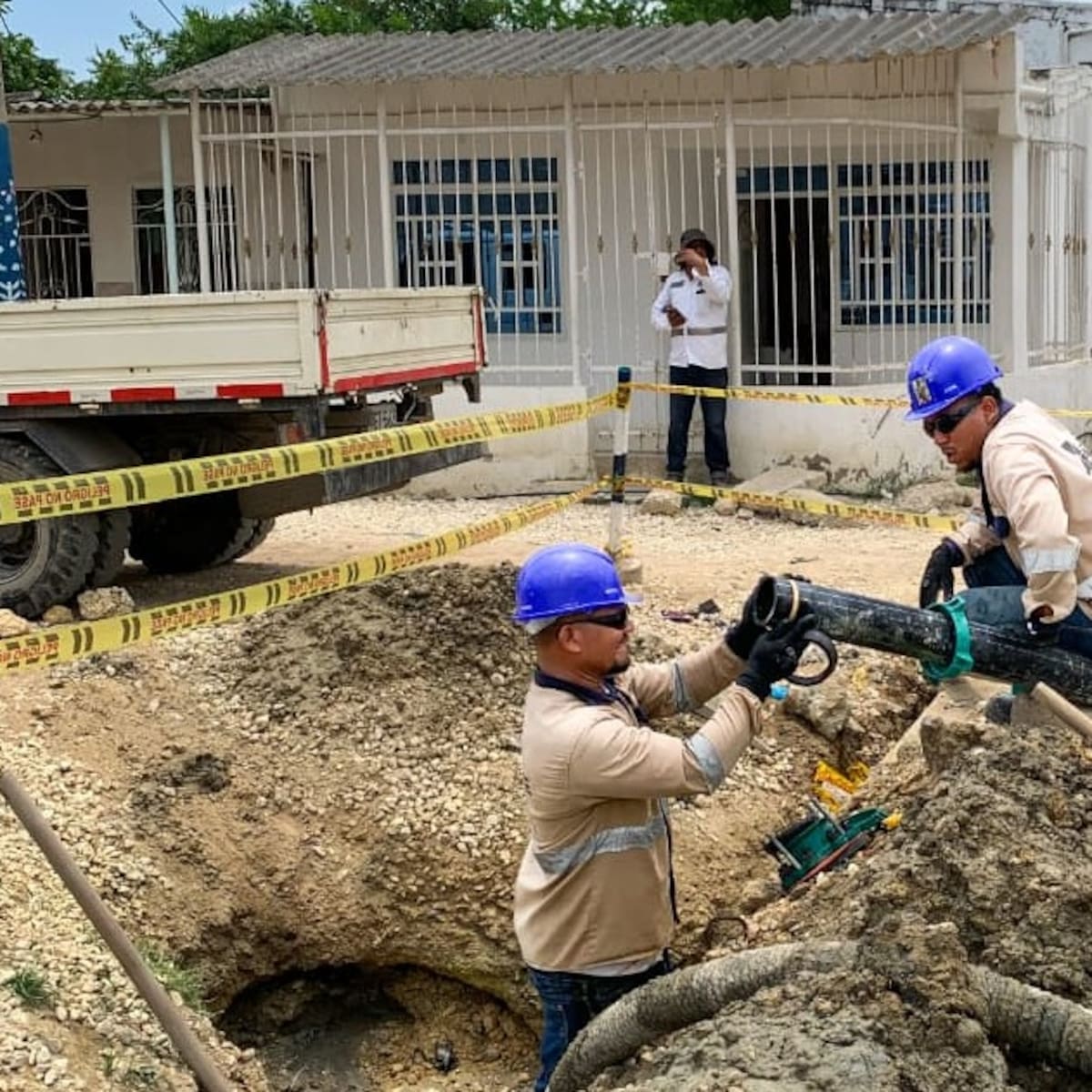Aguas de Cartagena realiza renovación en redes de acueducto del barrio Olaya