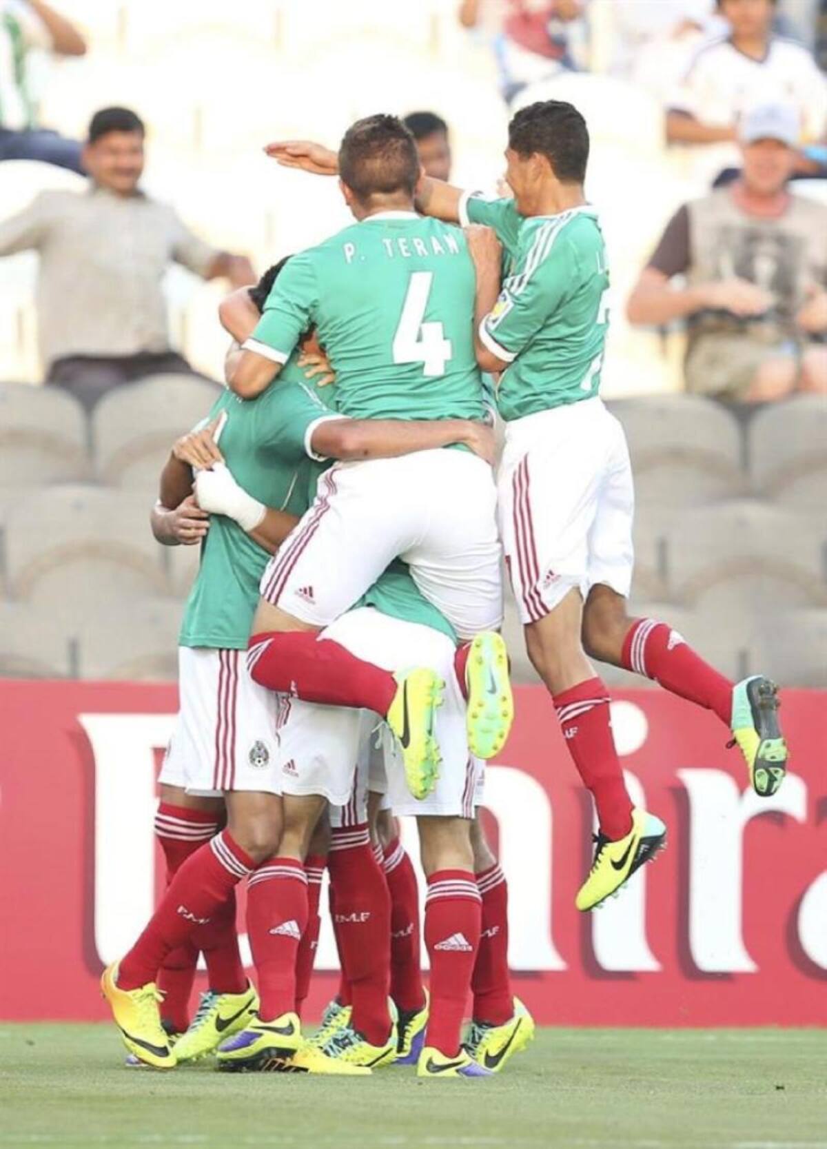 La sub-17 mexicana venció en semifinales a Argentina 3-0 y alcanzó la final del Mundial de Emiratos Árabes. México fue campeón en 2005 y 2011.