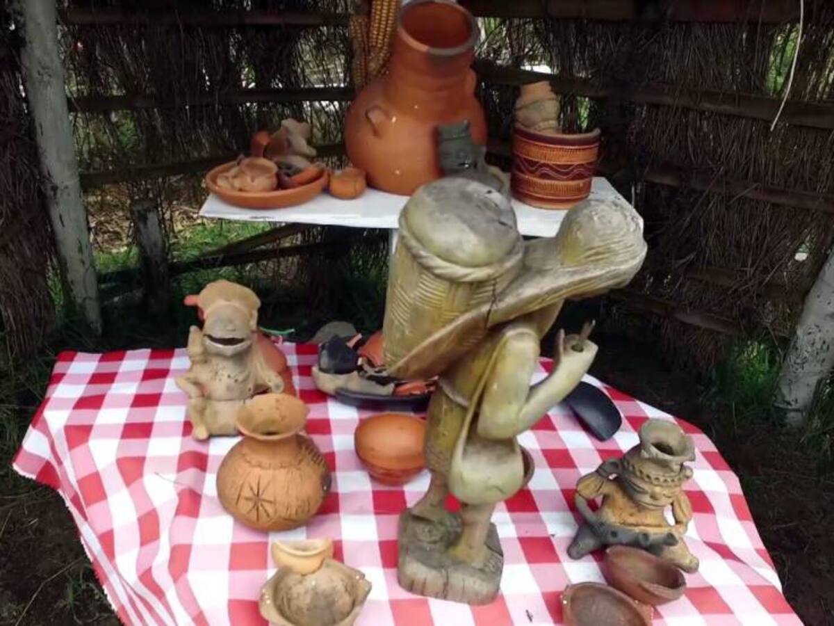 Historia de los Silleteros: Cargueros Indígenas