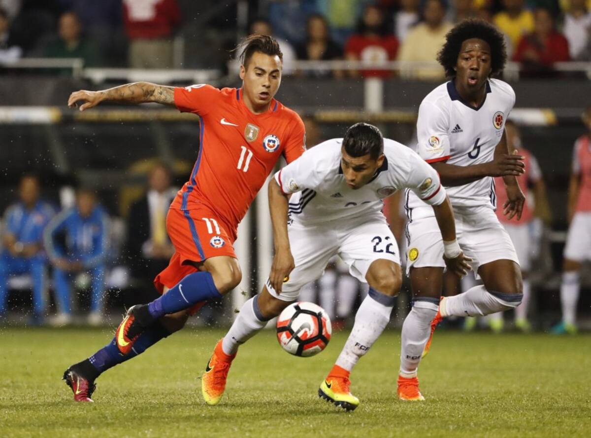 (22/06/16) Chile acabó con el sueño de Colombia en la Copa América, tras vencerlo 2-0.