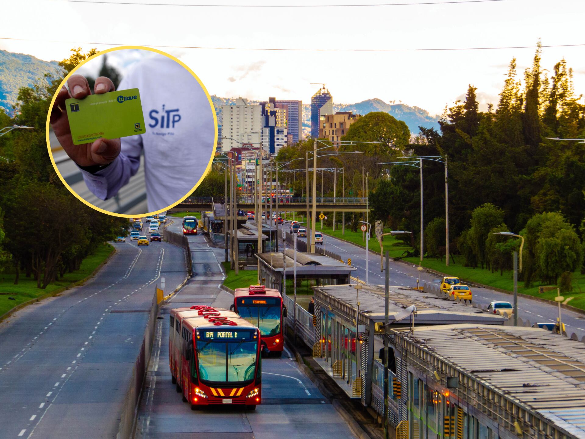De fondo, imagen del sistema de TransMilenio. En el círculo, la foto de un usuario con su tarjeta 'TuLlave' / Fotos: GettyImages y Colprensa