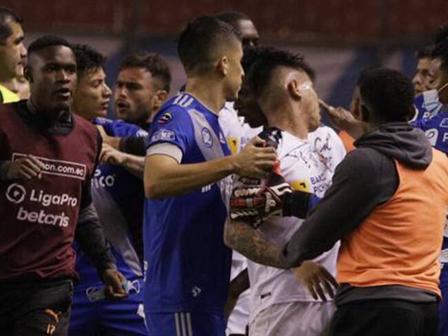 Emelec vs Liga de Quito en 2021