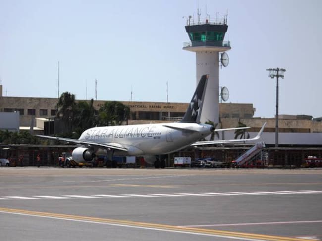 Daño en la pista obligó al cierre del aeropuerto de Cartagena
