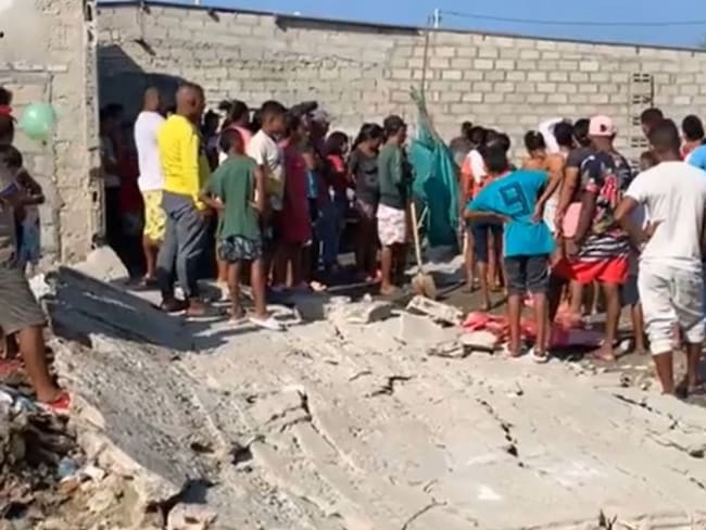 Tragedia en Tasajera: pared se vino al piso y ocasionó la muerte a dos menores