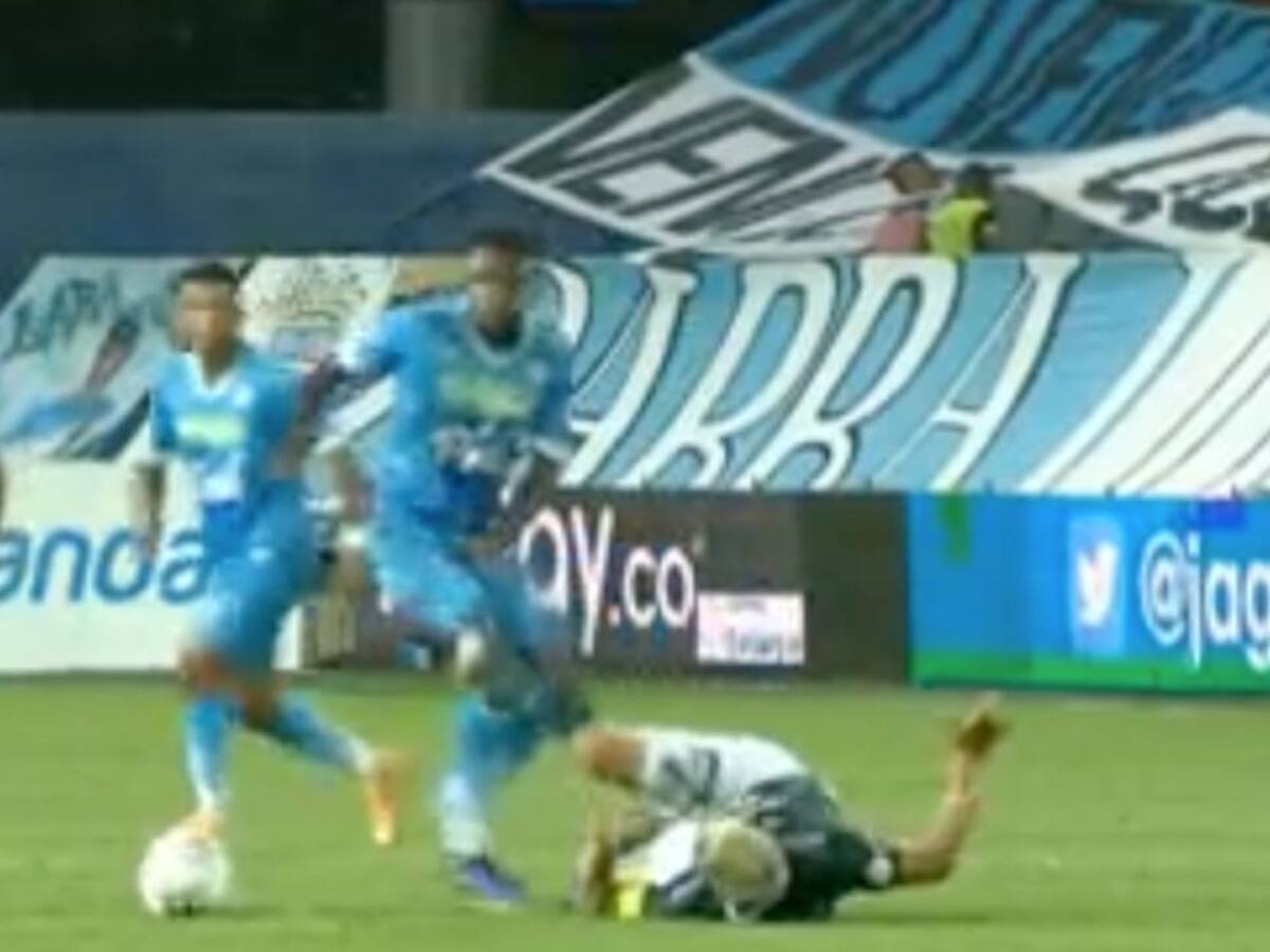 Video: Patada de Teófilo Gutiérrez que terminó en su expulsión