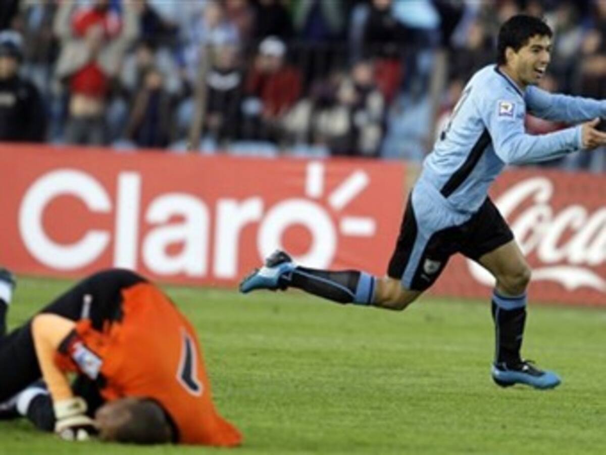 Colombia perdió 3 -1 con Uruguay y se aleja del mundial