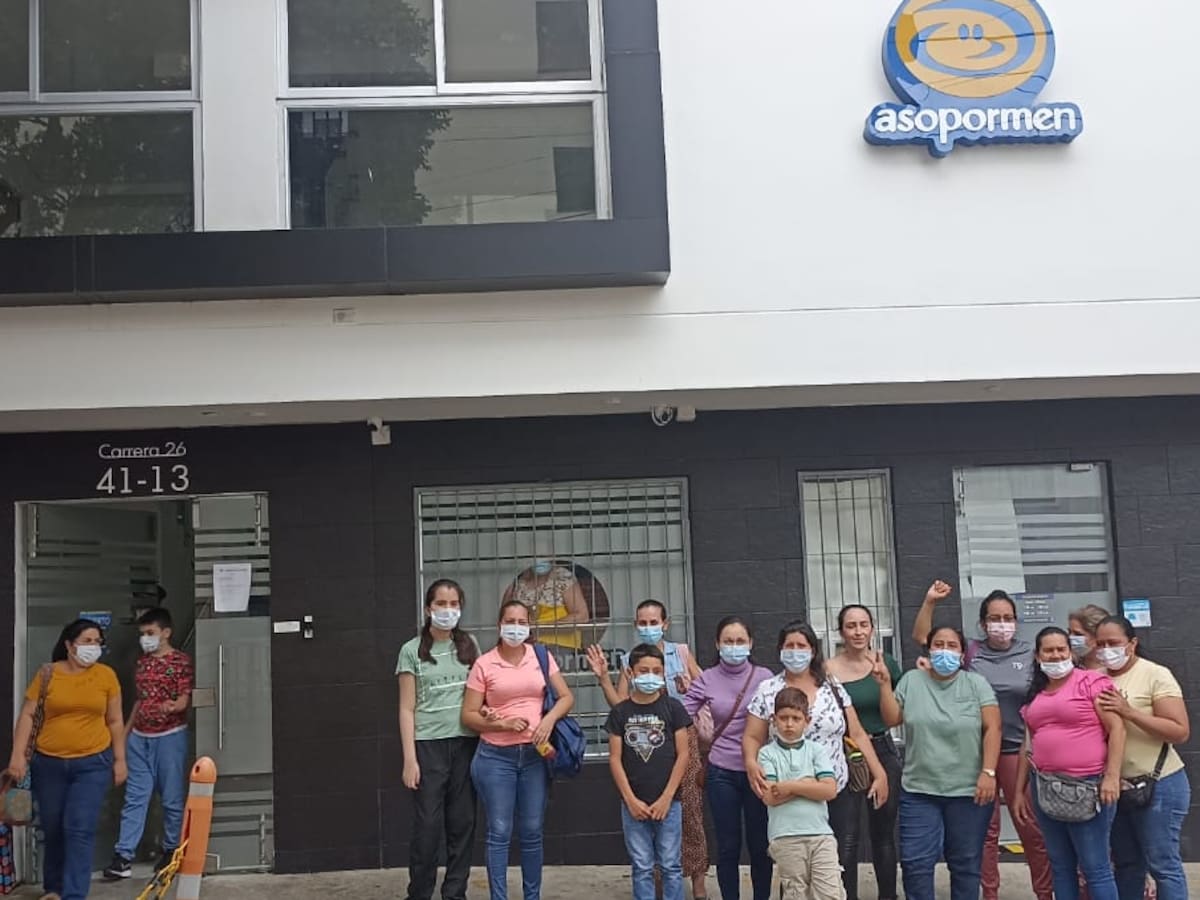 Padres de niños sin atención en salud